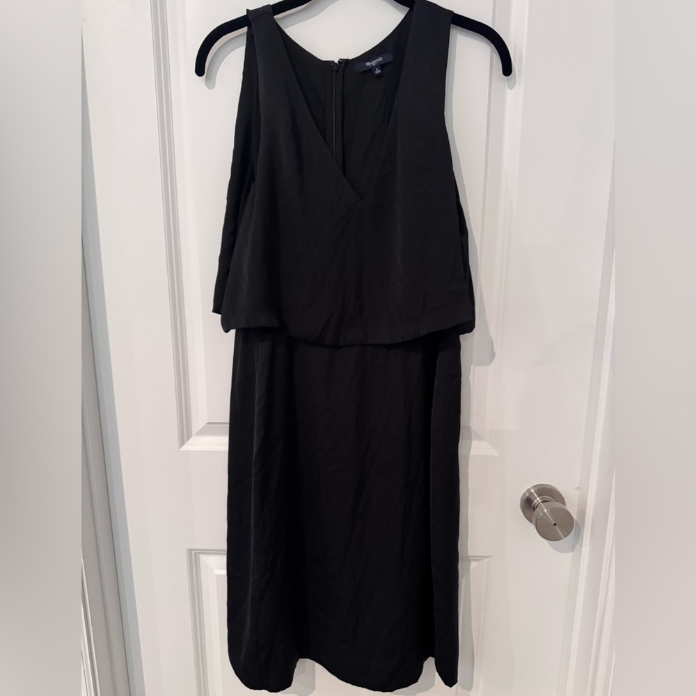 Madewell Black V-Neck Sleeveless Maxi Dress